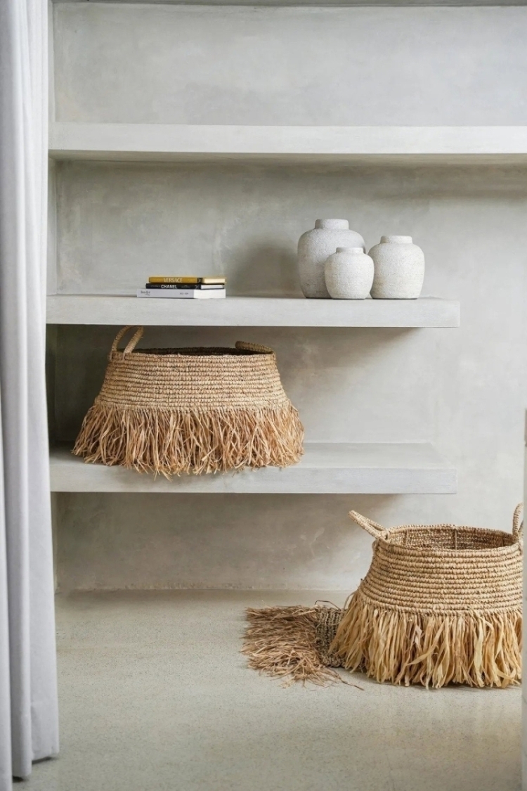 The Raffia Deluxe Baskets - Natural - Medium