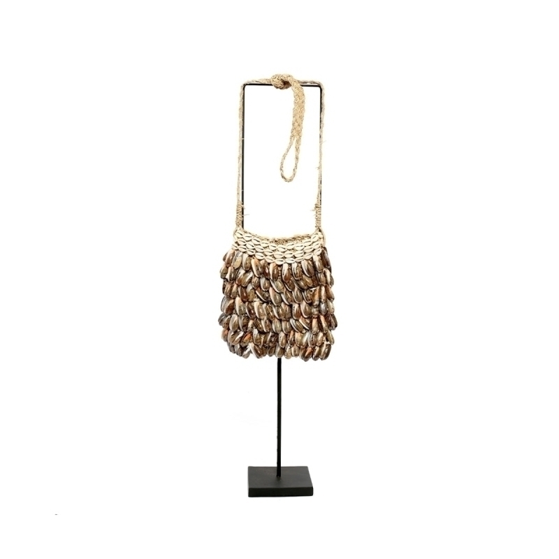 The Shell Purse on Stand