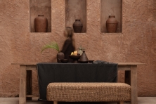 The Tuscany Tablecloth - Black Natural - 150x300