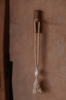 The Ocean Whisper Necklace - Natural White